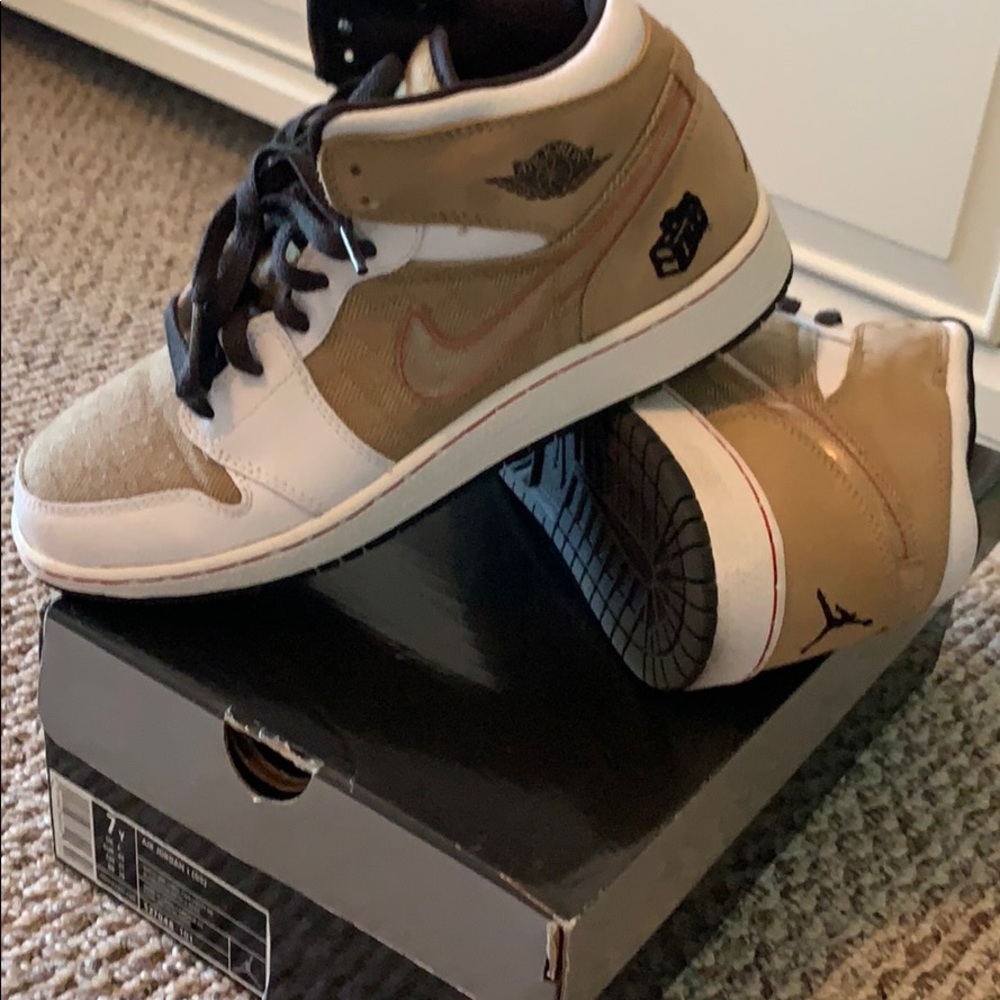 Air Jordan 1